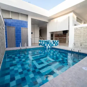 Hostal Tropical